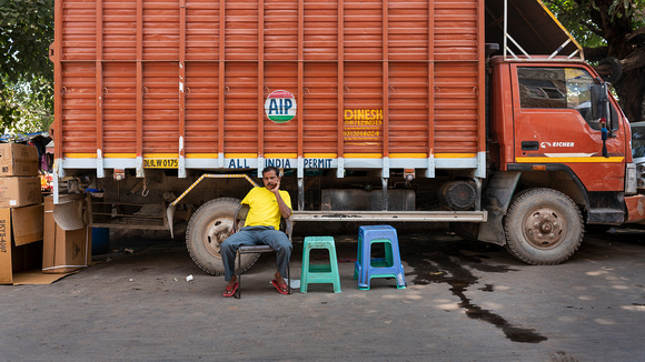 Truck too large for streets of Old Delhi